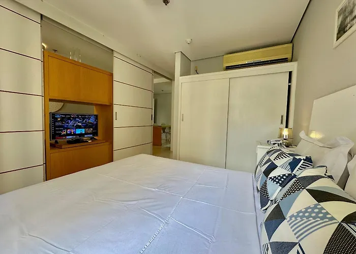 Flat Times Square - Rua Jamaris 100 - Uh713