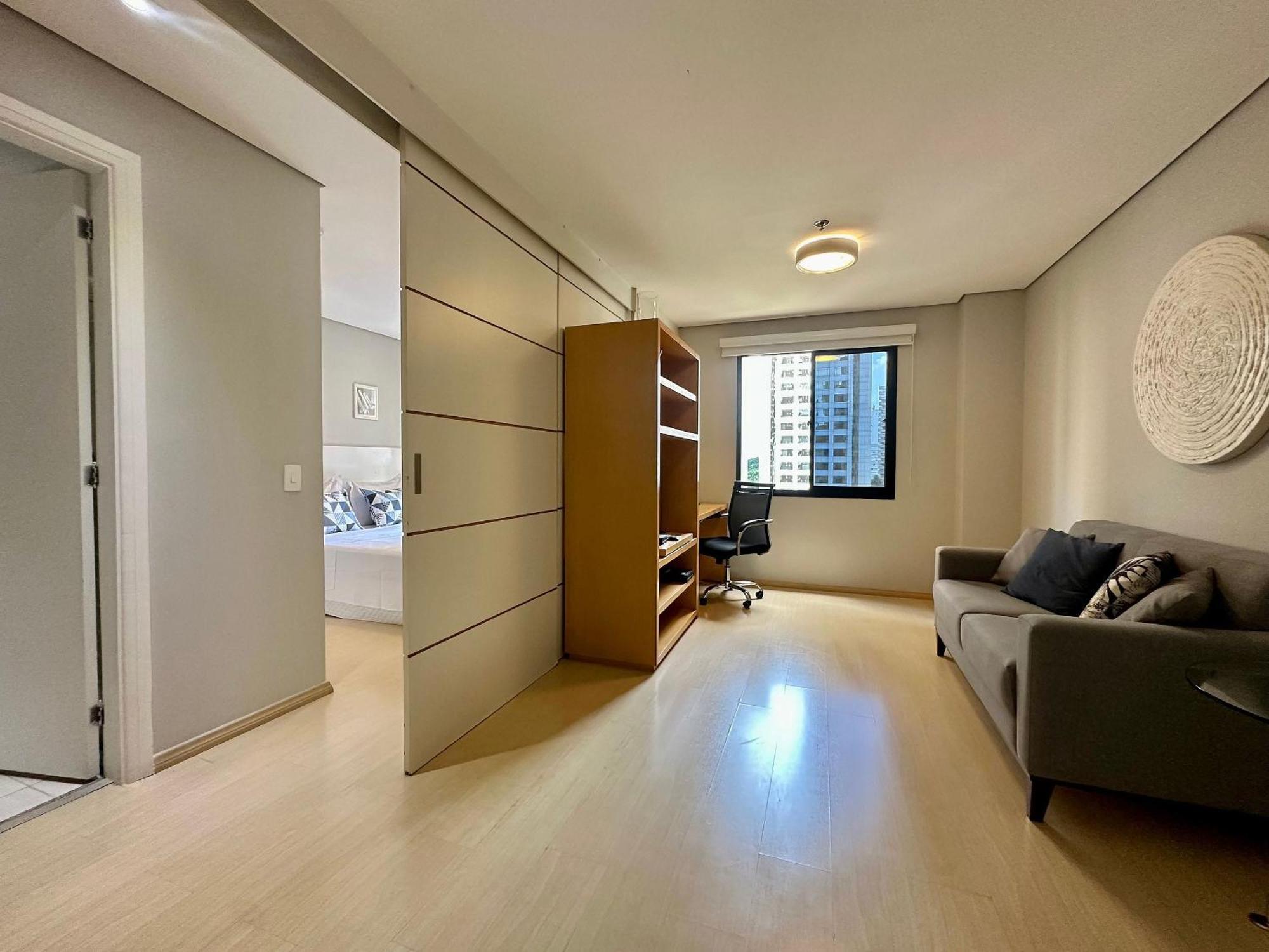 Flat Times Square - Rua Jamaris 100 - Uh713