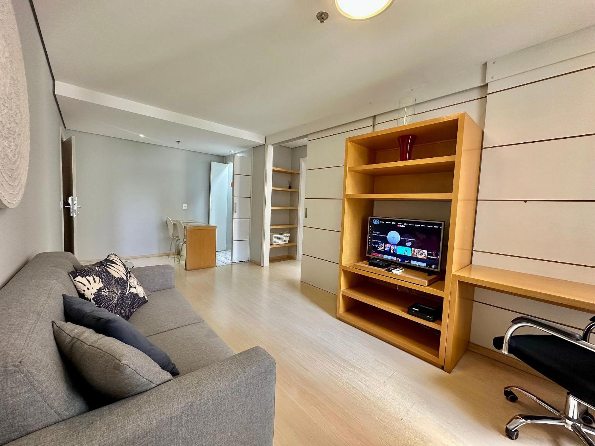 Hotel Flat Times Square - Rua Jamaris 100 - Uh713