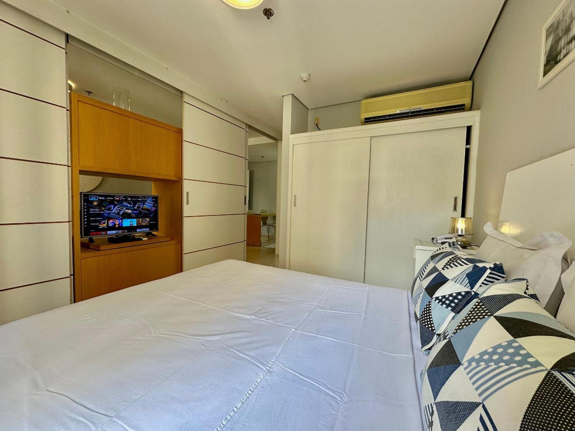 Hotel Flat Times Square - Rua Jamaris 100 - Uh713